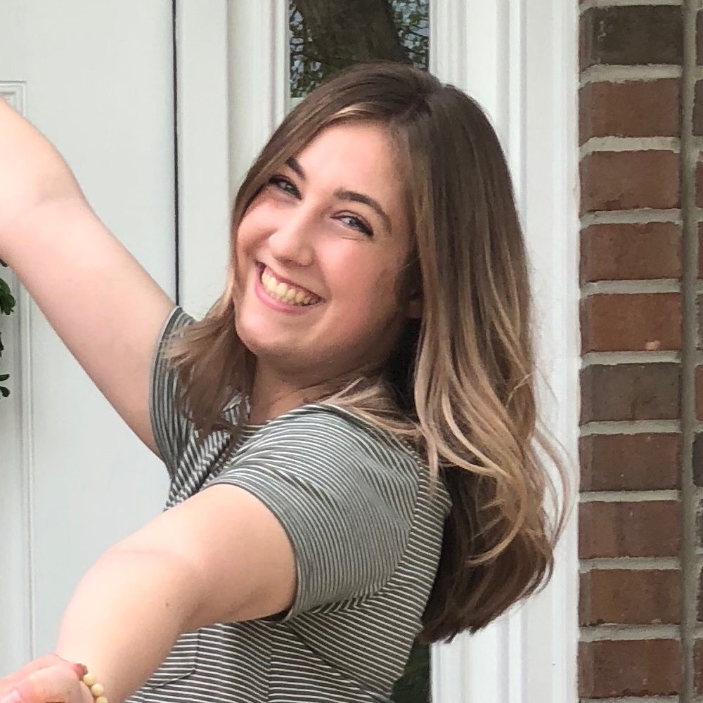 Meet your Posher, Lauren!